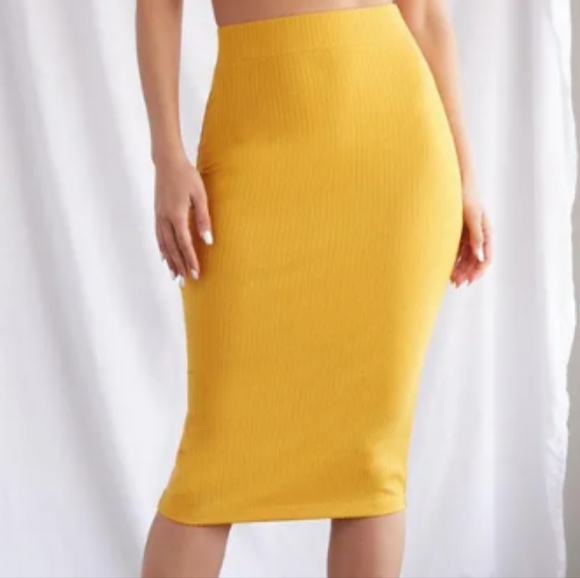 NWT Forever 21 Ribbed Midi Skirt - Picture 2 of 8